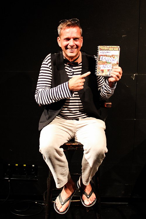 Všechny báječný věci - D. MacMillan - J. Donahoe